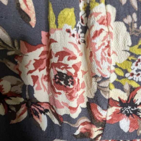 Torrid Floral Blouse - Gray and Pink - Picture 6 of 12